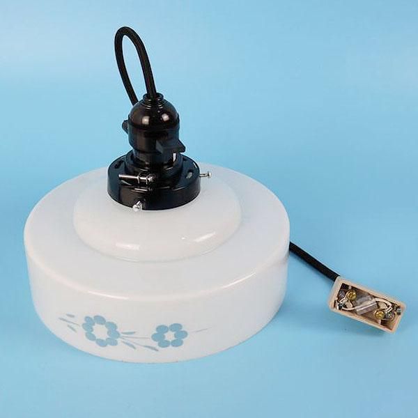 昭和レトロ 電笠 電傘 ランプシェード 乳白 照明 梅透かし 和電笠