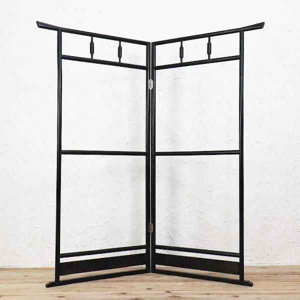 衣桁・衣紋掛け｜和の装いを美しく引き立てるアンティーク家具