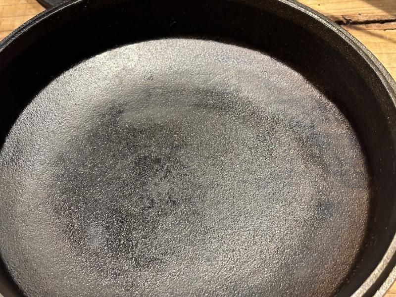 snow peak スノーピーク＞ 和鉄ダッチオーブン24 | 中古アウトドア用品