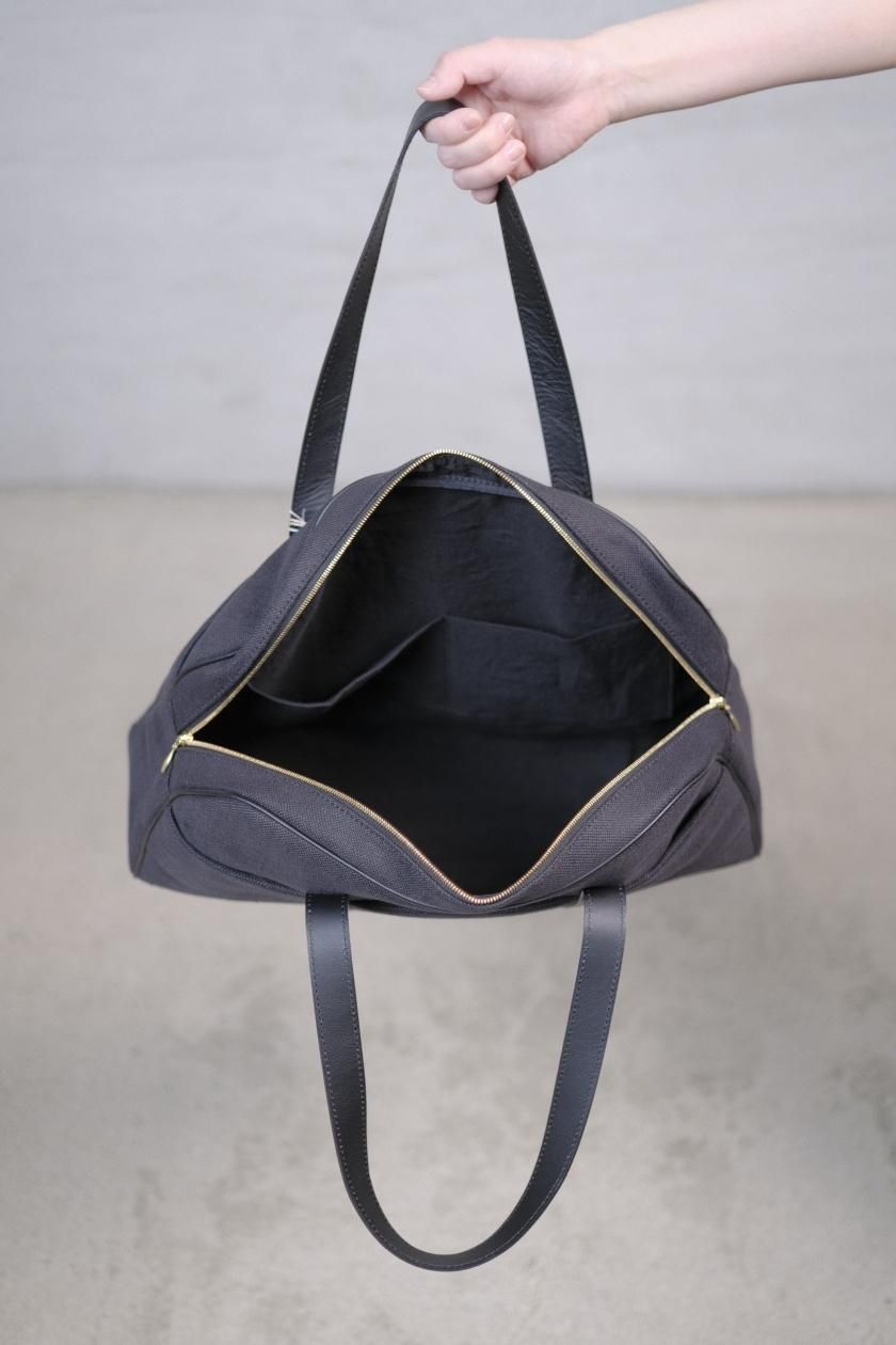 evam eva / travel bag, - c a b i n e t O N L I N E S T O R E