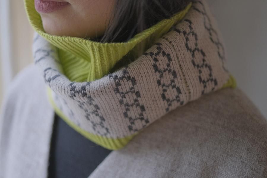 atelier naruse | wool loop ニットカウル - c a b i n e t