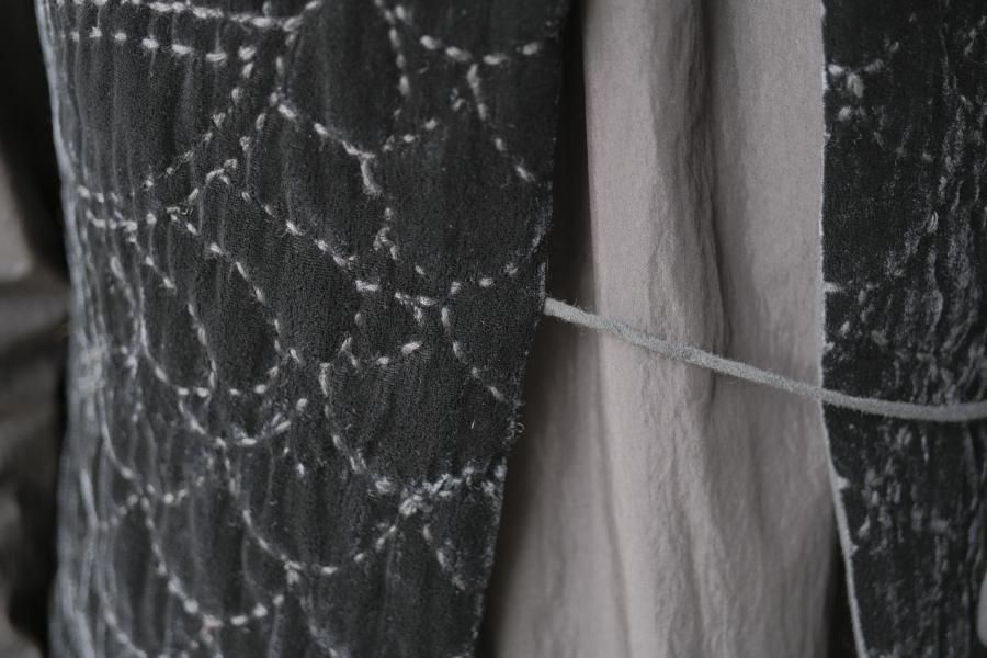 TOWAVASE | ベルベットベスト - c a b i n e t O N L I N E S T O R E