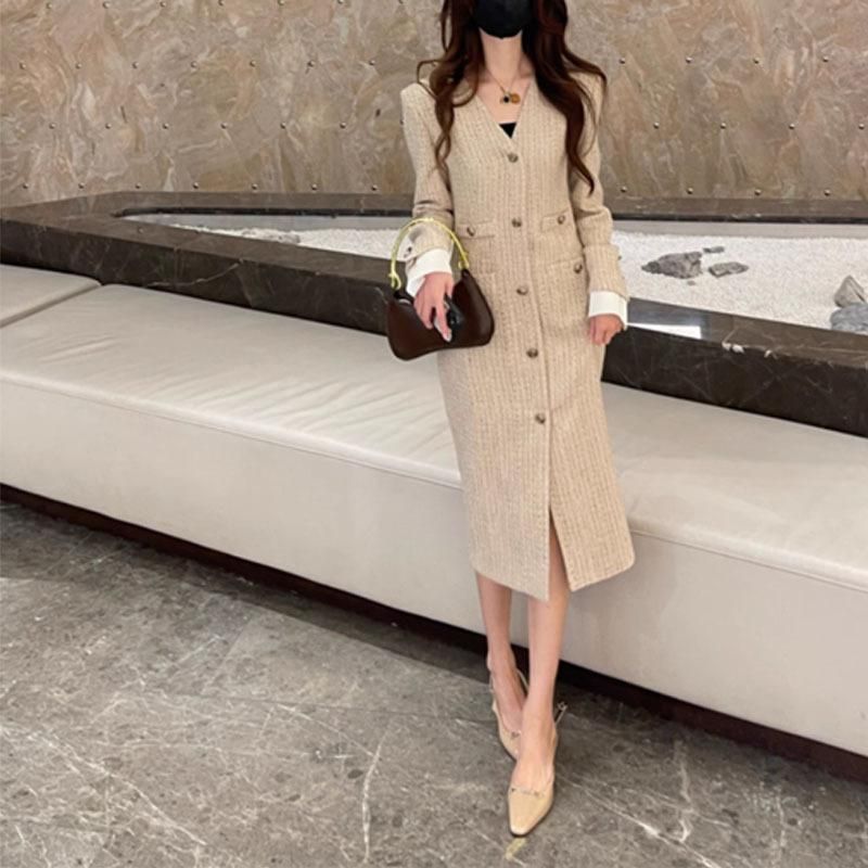 デイリーからお呼ばれまで フロントボタンの上品ツイードロング