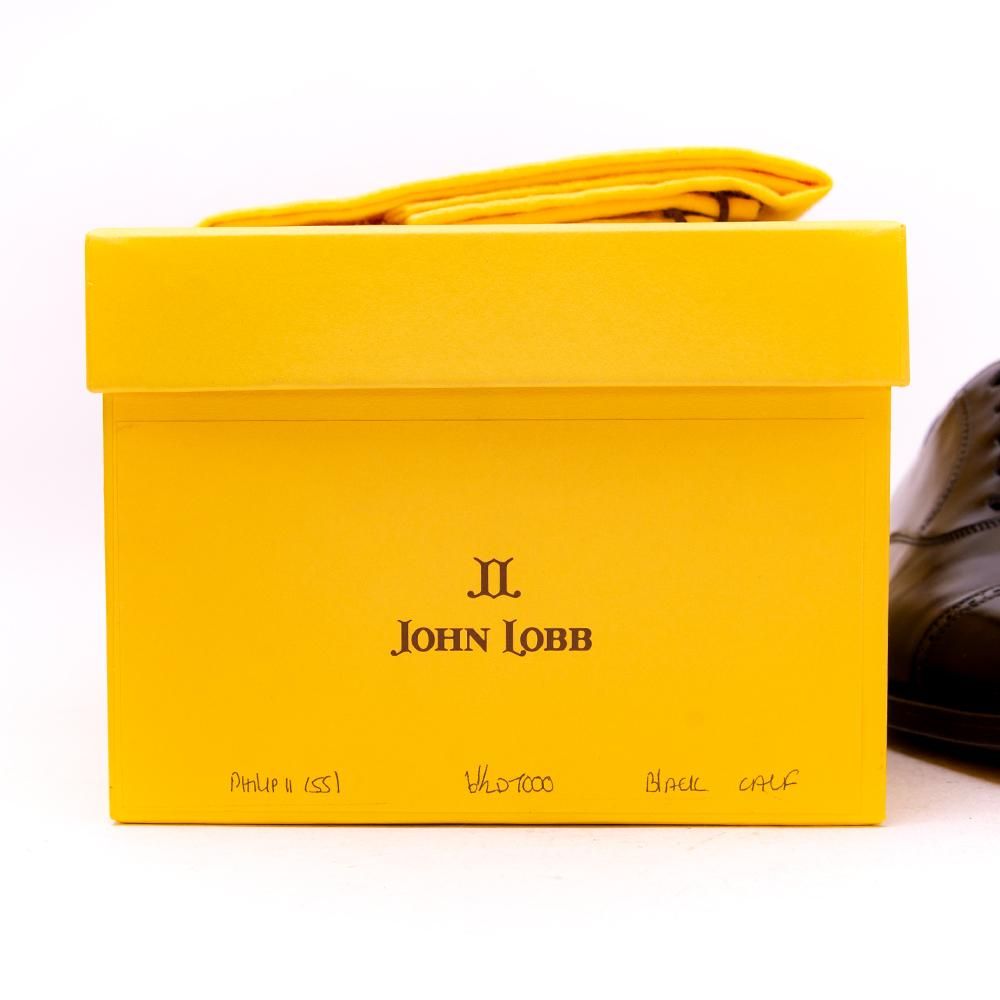 ジョンロブ PHILIP?(フィリップ2)パンチドキャップトゥ ブラック 黄色