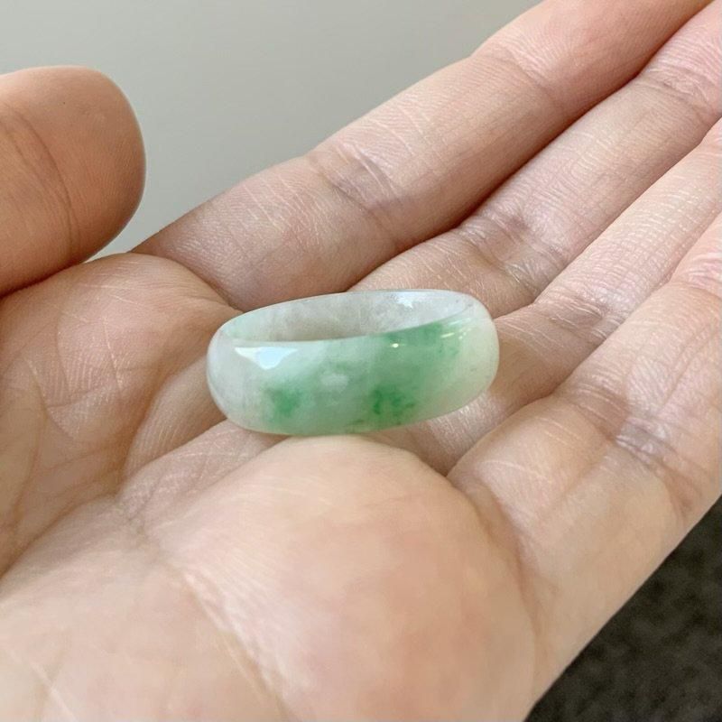 糸魚川翡翠 リング AAA 】 指輪 くりぬき くり抜き 翡翠 ひすい ヒスイ