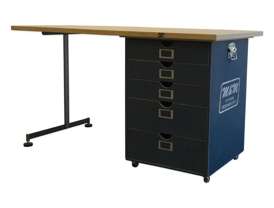 M＆M（エムアンドエム）正規通販サイト - Revolution Web Store