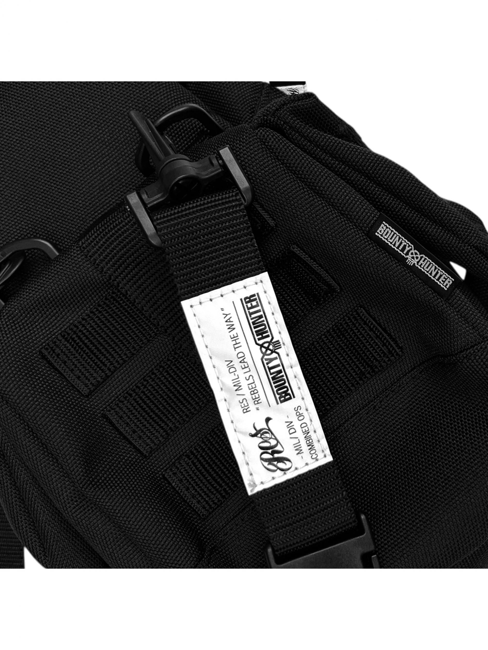 BxH SKULL-KUN Pouch BLACK/BLACK - ReVoLuTioN