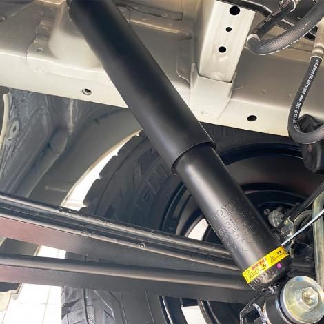 ネオチューンショック | ハイエース専用 - BUAN JAPAN