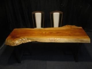 欅（ケヤキ） - 無垢一枚板専門店 イサン工芸