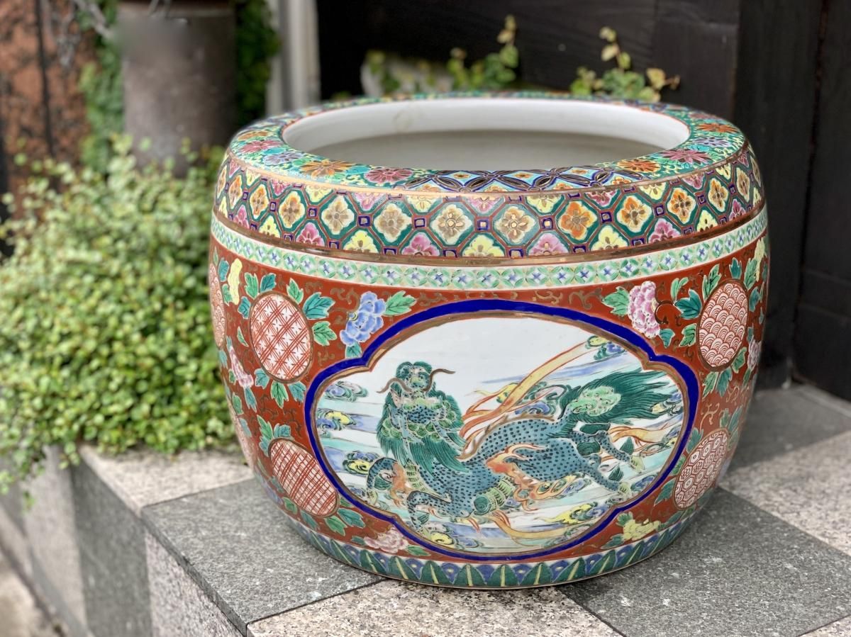 伊万里色絵十錦手火鉢 / Imari Polychrome Hibachi - OKURA ORIENTAL