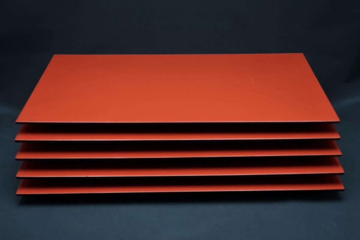 輪島塗点心盆 五枚組 / Red-lacquered Rectangular Trays set of 5
