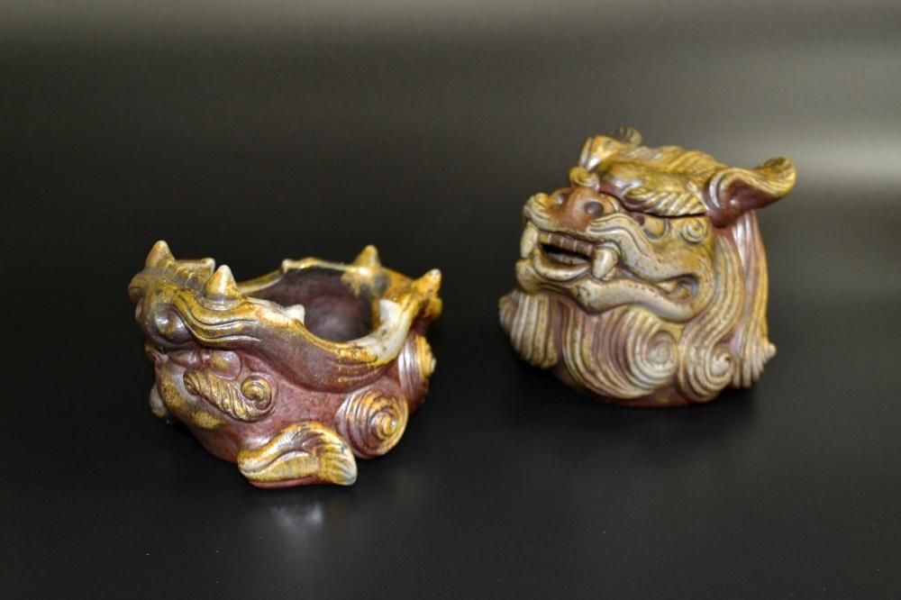 Taka 白備前焼 森脇弘行 彩色細工 手造四方宝瓶 霊芝に蟹 Taka 白