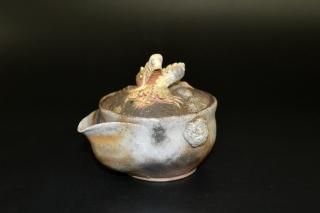 Taka 白備前焼 森脇弘行 彩色細工 手造四方宝瓶 霊芝に蟹