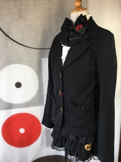 アースマジックのスーツ