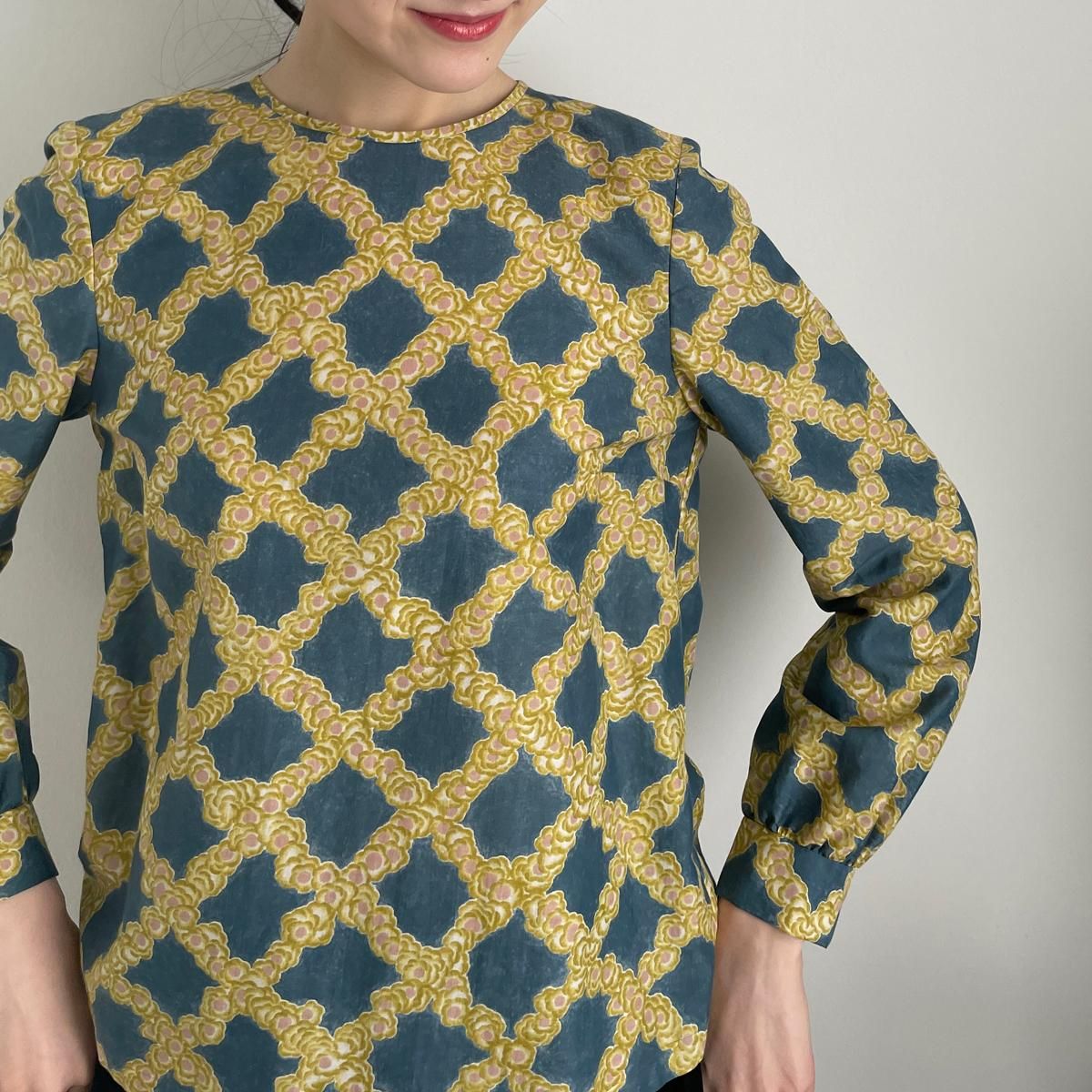 mina perhonen petal check（ペタルチェック）後ろボタンコットン