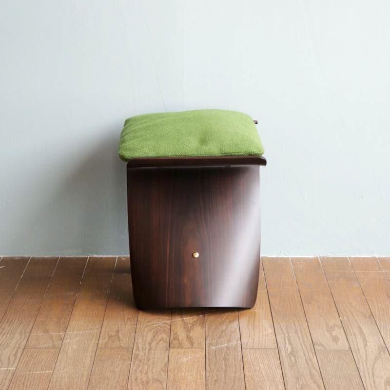 天童木工 / バタフライスツール 専用クッション｜三島家具オンライン