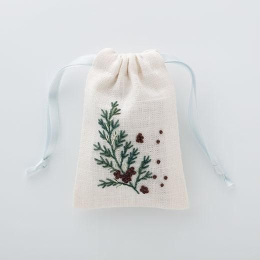 香りで楽しむ刺繍キット ヒノキ - チューリップクラフトカフェ