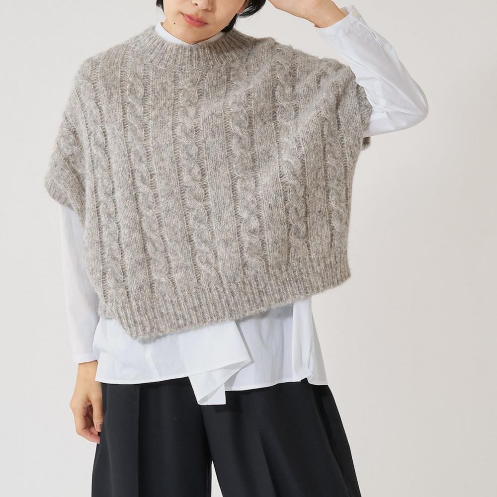 エアーアルパカ ケーブル編みベスト | ニット - STAMPS ONLINE STORE