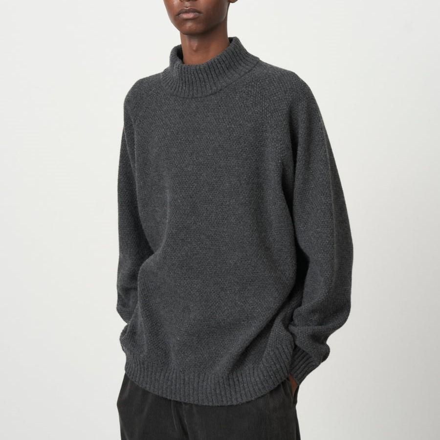 ATON エイトン】 WOOL KANOKO MOCKNECK SWEATER - CHARCOAL GRAY
