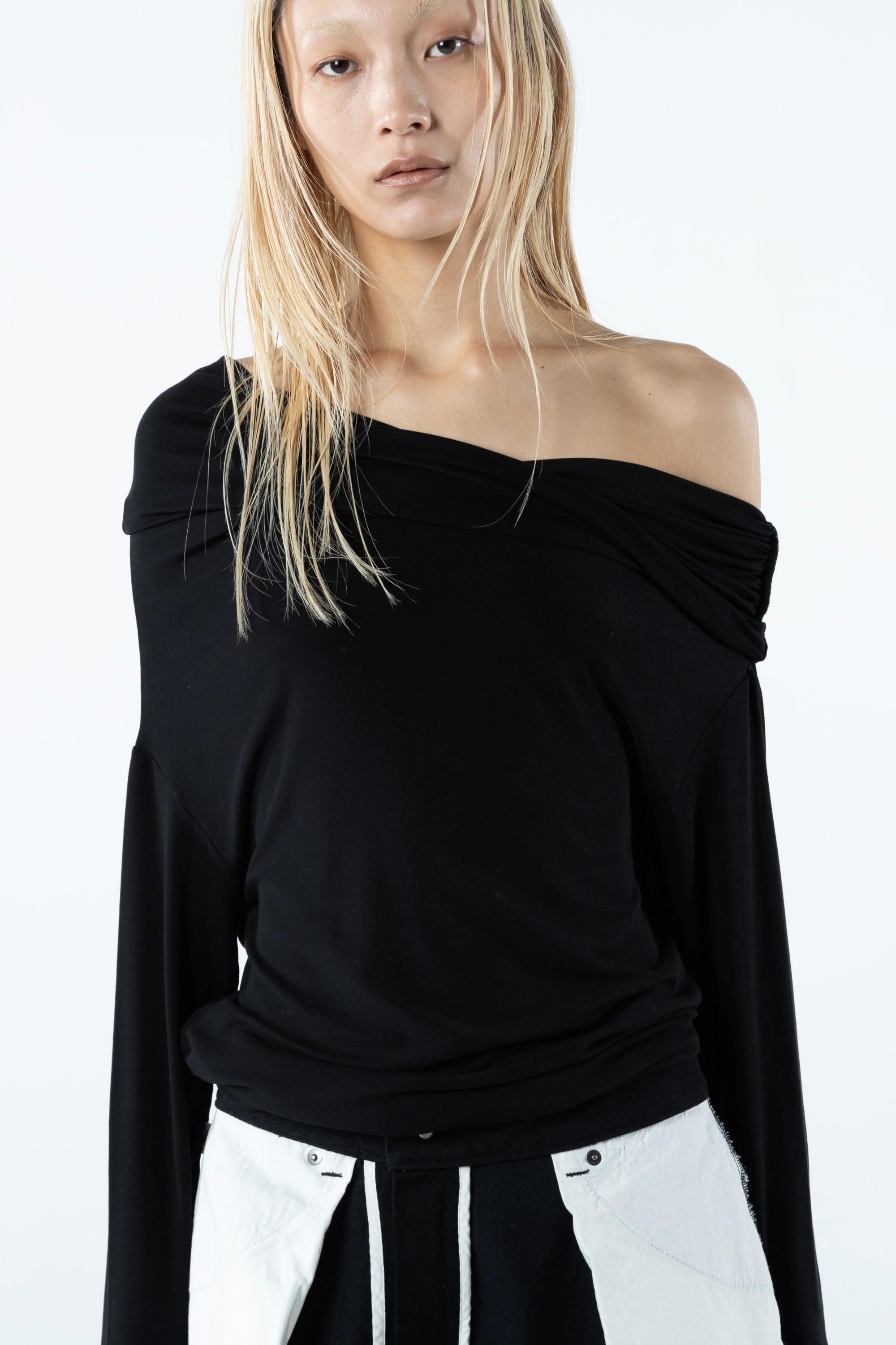 KISS TOPS（BLACK） - irojikake - online store