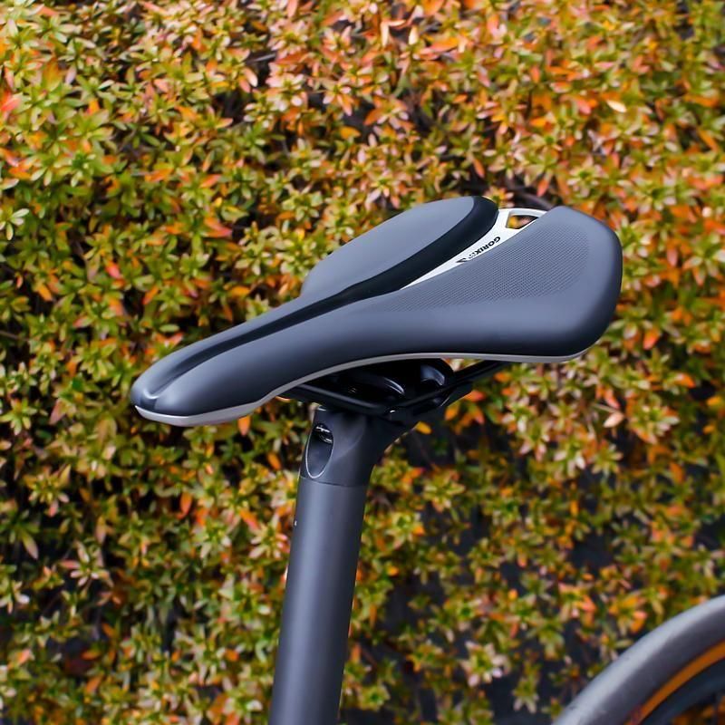 ショートサドル 軽量 | 防水設計 | VENTURE 96- GORIX（ゴリックス