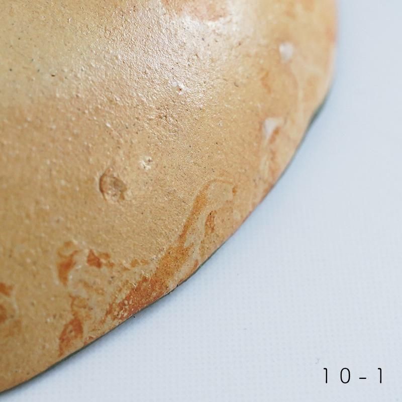 平皿/キムホノ（金憲鎬）