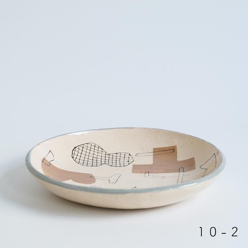 平皿/キムホノ（金憲鎬）