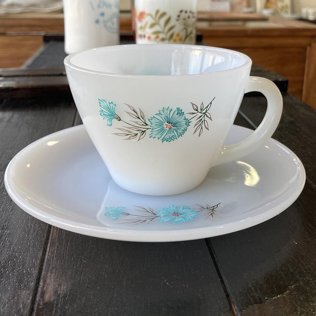 ボニーブルーカップ＆ソーサー 1960年代製造 Fire-king