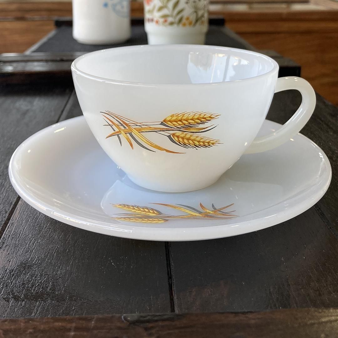 ウィート カップ＆ソーサー 1962年～1966年製造 Fire-king