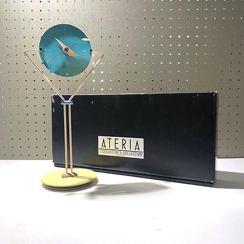 80's“Ateria”TableClockDesign : Takashi Kato (加藤孝志) - Ditty