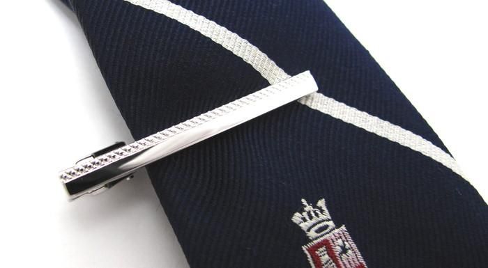 TATEOSSIAN（タテオシアン） グリッドタイバー(ロジウム)（ネクタイ