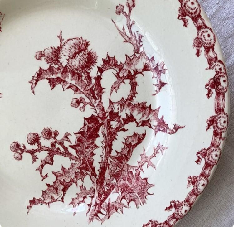 フランス製アザミ柄GIENアンティークディナー皿