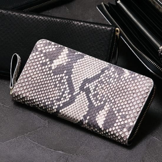 ダイヤモンドパイソンラウンドファスナー長財布