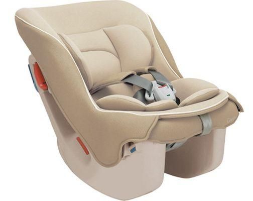 レンタル終了販売品】コンビ コッコロS ヘーゼルナッツ - ベビー用品