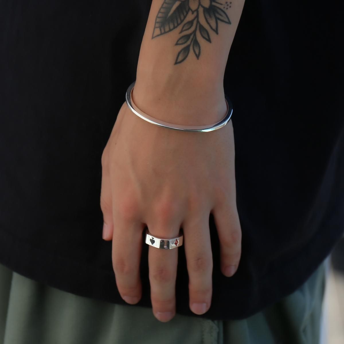 シルバー バングル 幅4mm 17cm BL-22 - AVALANCHE OFFICIAL STORE