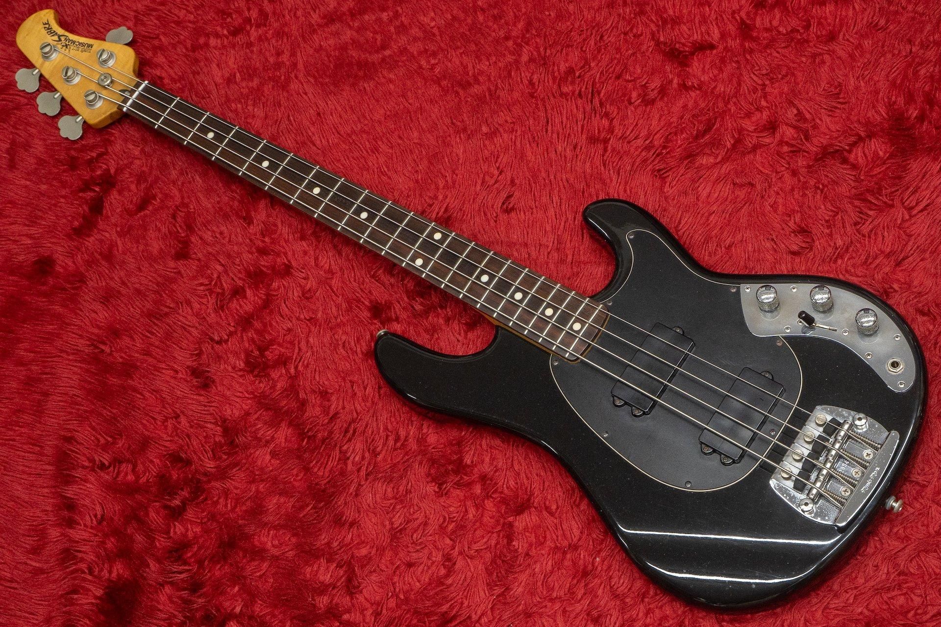 used】Ernie Ball Music Man / Sabre Bass Black 1991 4.765kg #32954