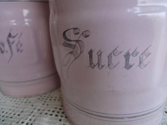 フランス ピンクのアンティークホーローキャニスター 3個セット