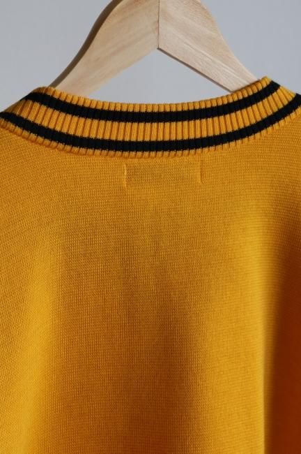vintage】Yves Saint Laurent / 90's round neck black line retro