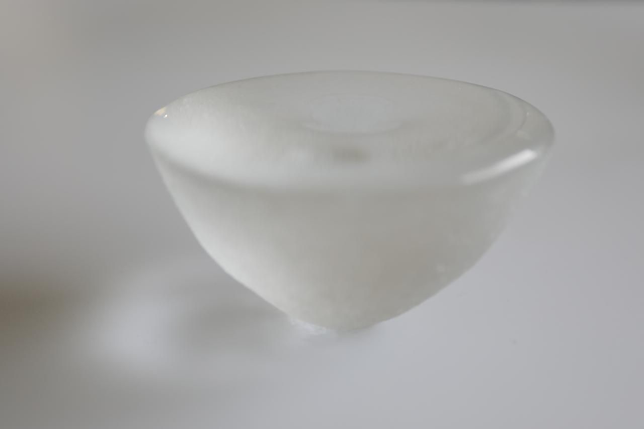 荒川尚也 ガラスの池（金の香立付き） - queen and the chair