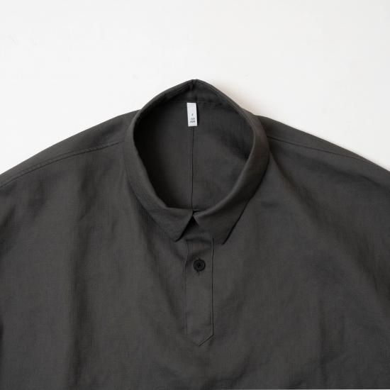 FIRMUM フィルマム 「スラブトリアセテート・ツイル素材 オーバー