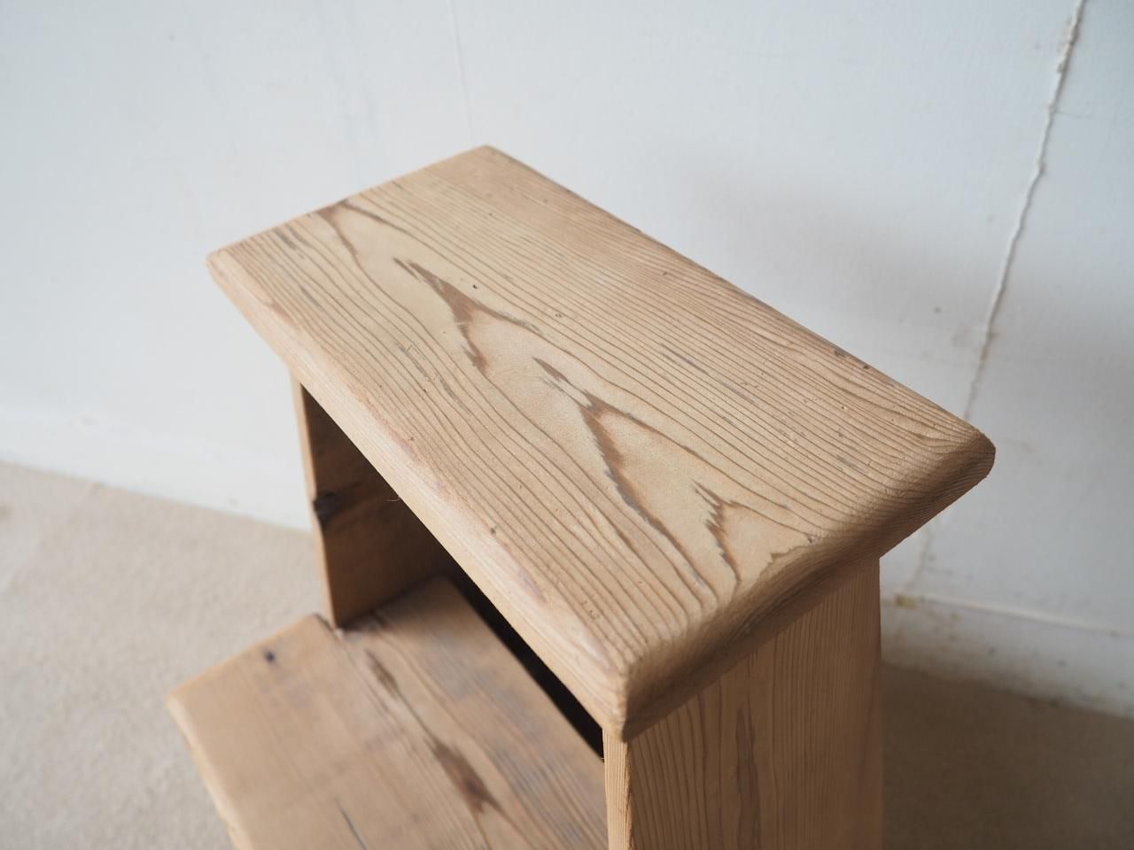 NS713 ナチュラルな踏み台 - 古家具・古道具のセレクトショップ