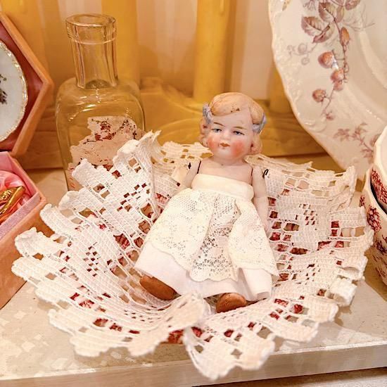 アンティーク ピンクのリボンの女の子 オールビスクドール