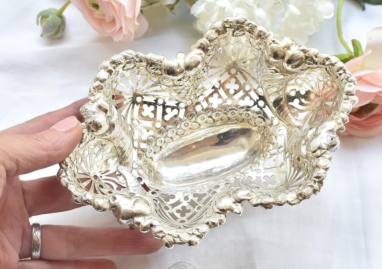 英国アンティーク銀器【純銀】1912年 ボンボンディッシュ 特価 132g