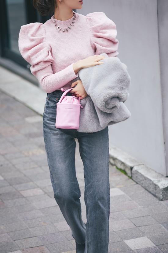 ブークレパワーショルダーニット(ピンク) - seventen