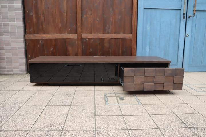 GART(ガルト) COLK(コルク) ローボードです。/アルダー無垢材を引出し