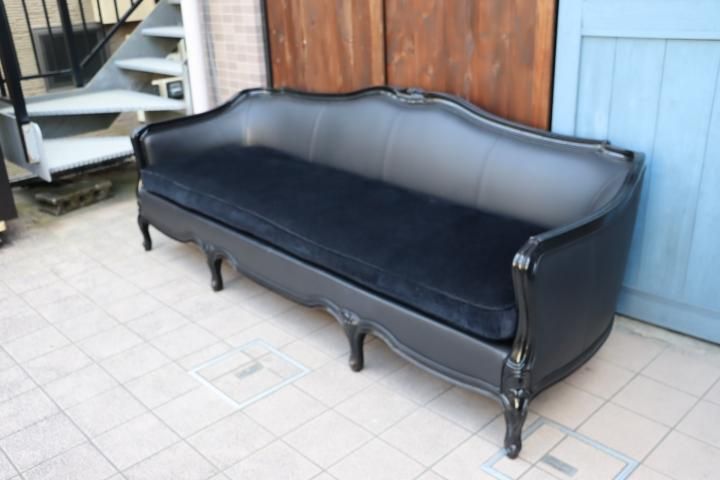 DREXEL HERITAGE(ドレクセル ヘリテイジ) 3人掛けソファです。/猫脚の