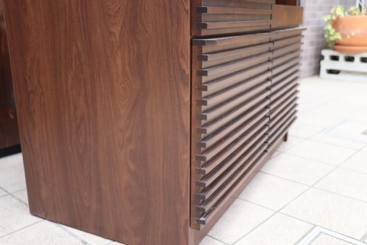 モダンデザインに和・アジアンモチーフを融合させた家具メーカーa.flat