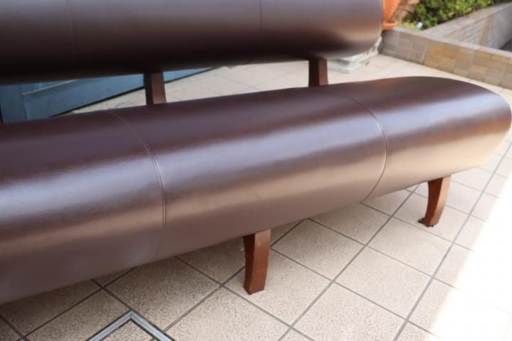 IDEE(イデー)で取り扱われていたCAGOLE BENCH SOFA(カゴル ベンチ