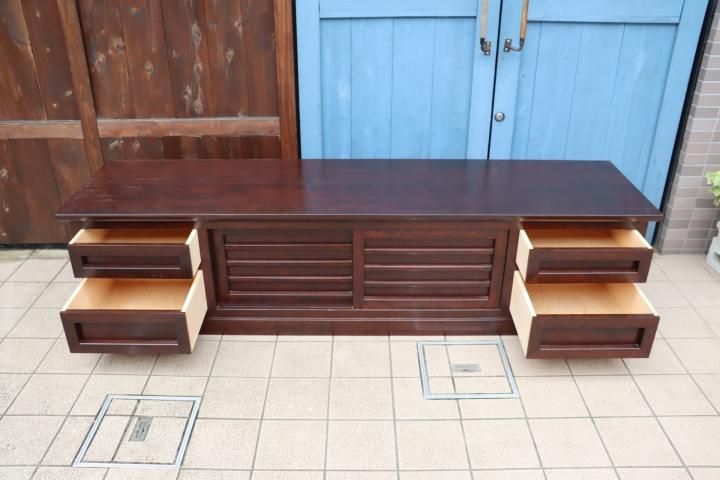 松本民芸家具のローボードのご紹介です。ミズメザクラ無垢材を使用した