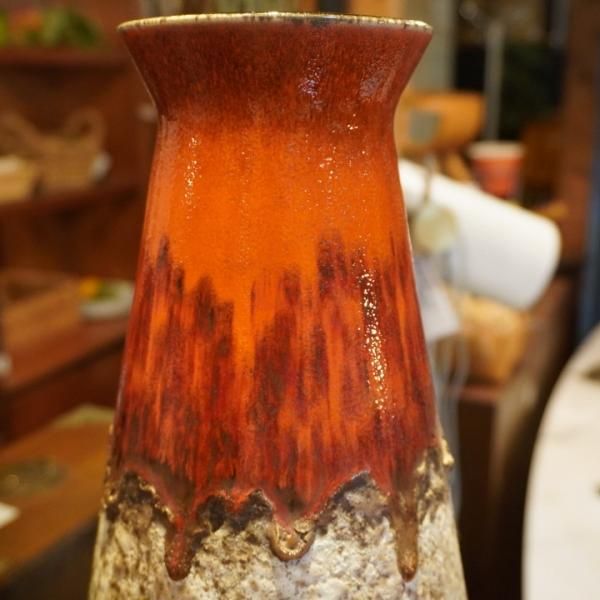 ドイツ製のヴィンテージFat Lava(ファットラヴァ)フラワーベースです